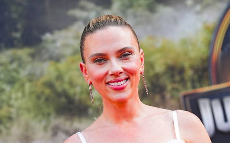 Imagem da a carreira completa da atriz Scarlett Johansson