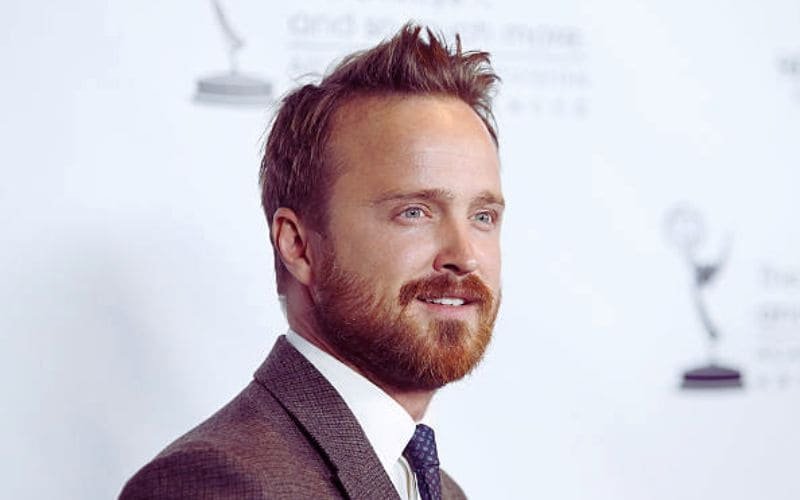 Aaron Paul luta por saúde mental!