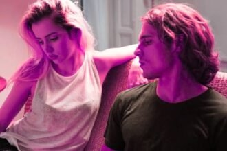 Imagem do filme Um Punhado de Beijos com Ana de Armas